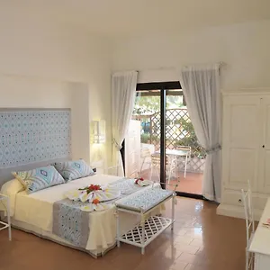 Altura Hotel Villasimius